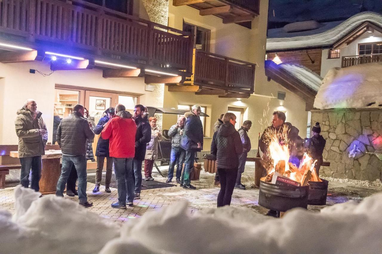 Hotel Le Alpi Livigno Buitenkant foto